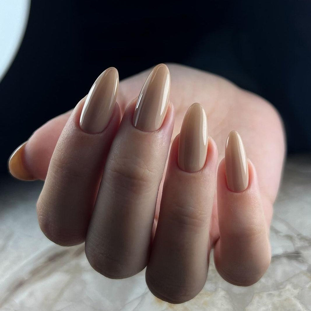 akzentz-luxio-arid-the-nail-