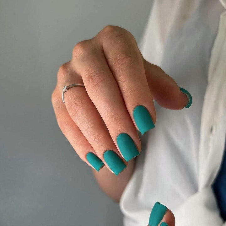 akzentz-luxio-myth-the-nail-