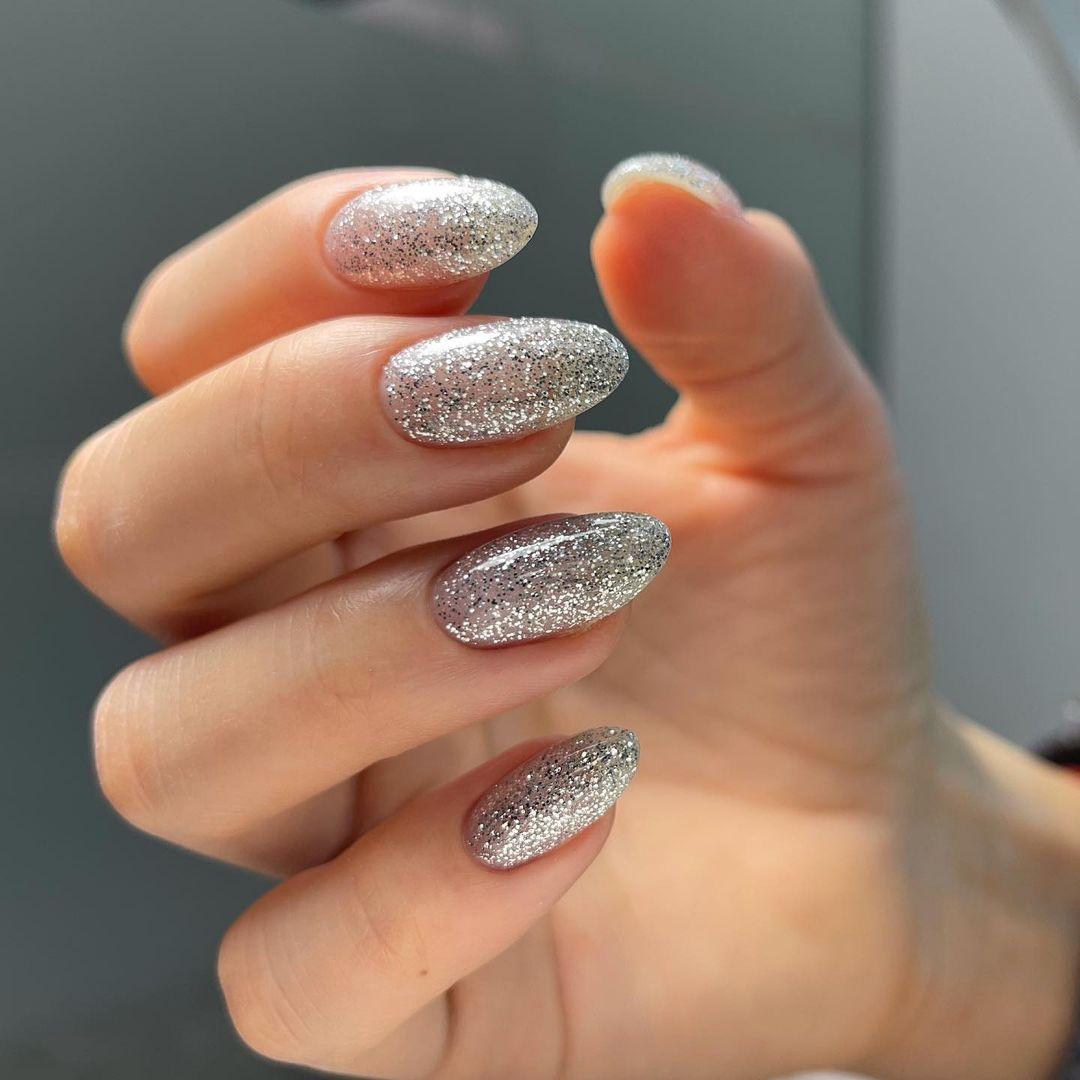 Akzentz Luxio - Silver – The Nail Hub